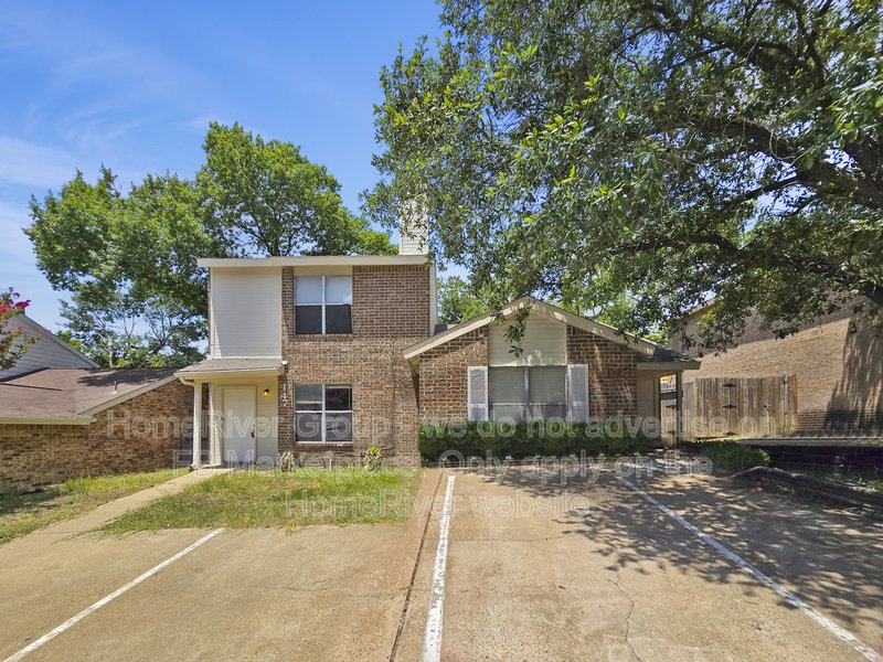 Fridge Included | Private Backyard | Section 8 OK. property image