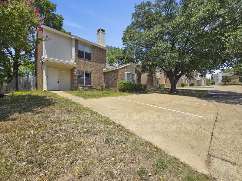 Fridge Included | Private Backyard | Section 8 OK. property image