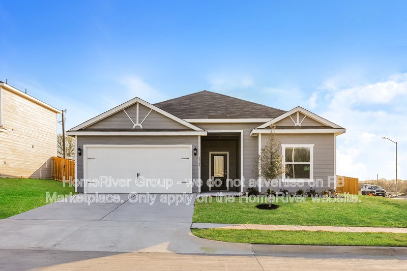 Available Now | Pets Welcome | Fenced Yard property image