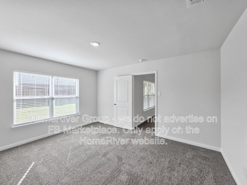 Available Now | Pet Friendly |  Fenced Yard |  Fridge Included property image