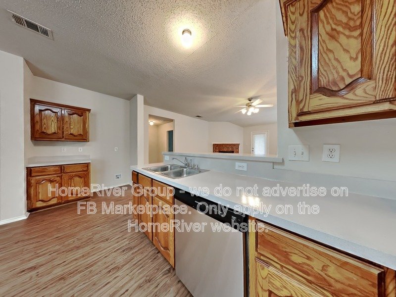 4 BR Home | Fireplace | Fenced Yard property image