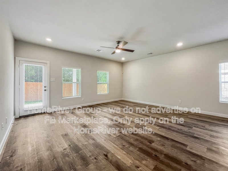 Available Now | Pet Friendly | Fridge Included | property image