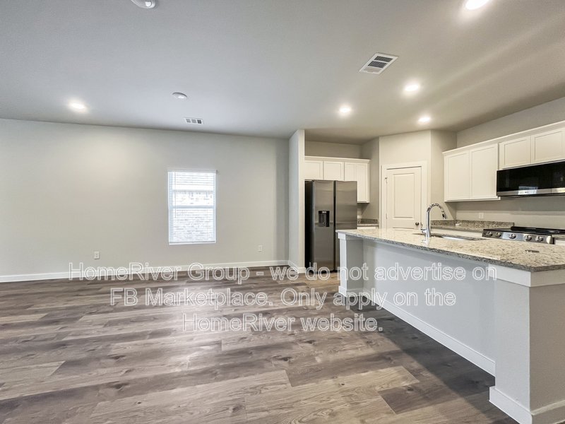 Available Now | Pet Friendly | Fridge Included | property image