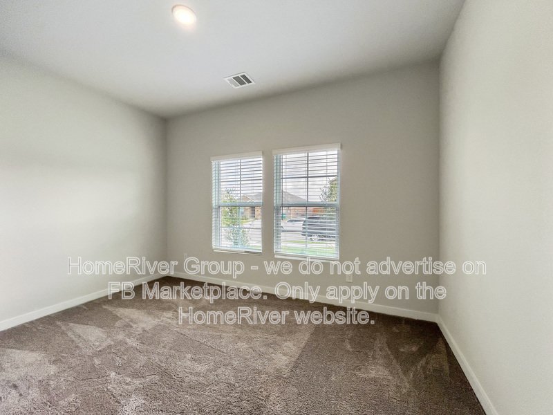Available Now | Pet Friendly | Fridge Included | property image