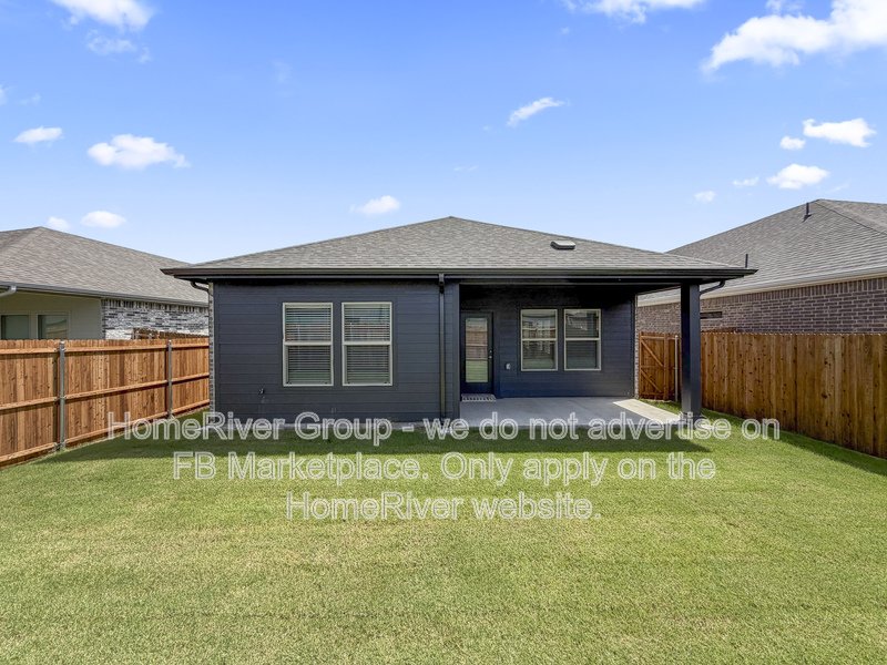 Fenced Yard | Pet Friendly | Washer/Dryer property image