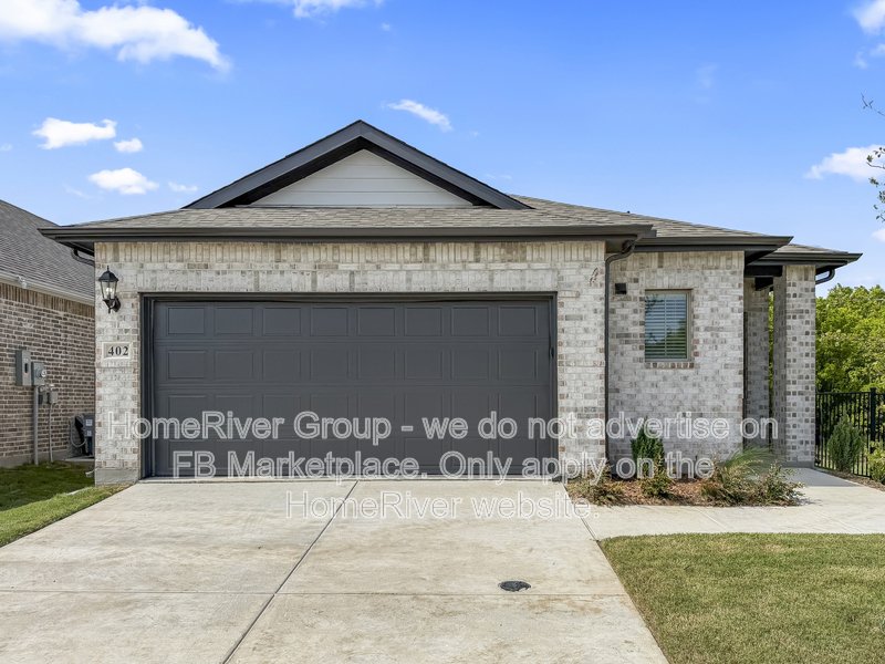 Available Now | Pets Welcome property image