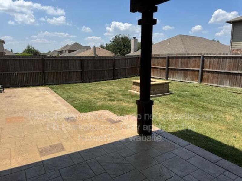 SS Appliances | Pergola | Fire Pit | Frisco ISD property image