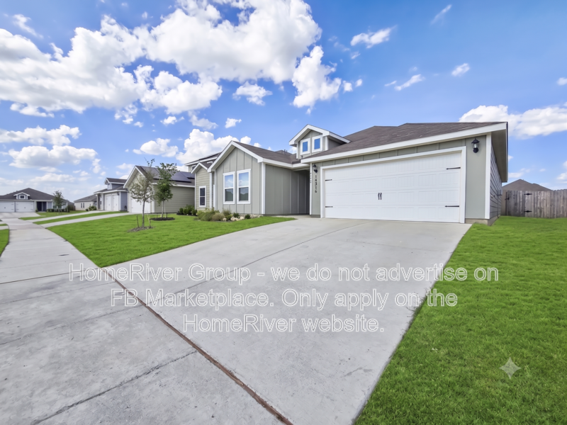 Pet Friendly | Fenced Yard | Fridge Included property image