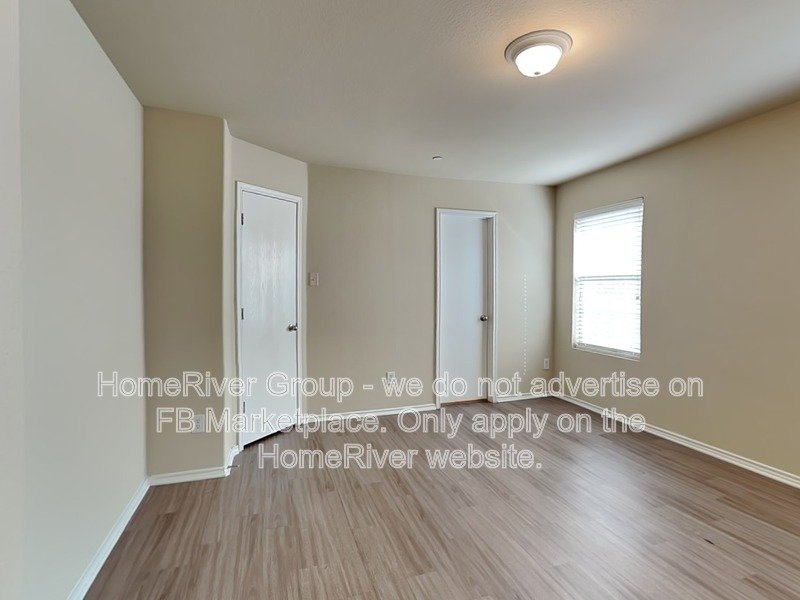 Great Location! Private fenced yard 2 Community Pools & More! property image