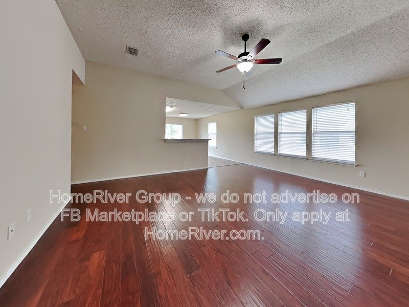 Beautiful 3 Bedroom Home in Wylie w/ W/D &amp; Refrigerator included! property image