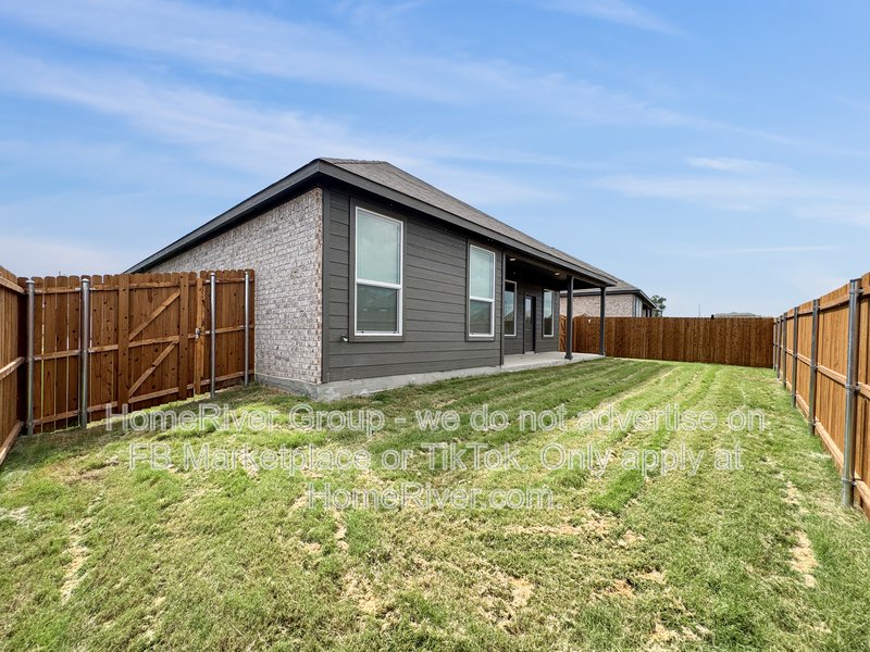 Brand-New 4-Bedroom Home with Modern Finishes property image