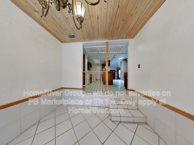 Ranch Style | High Ceilings | See through Fireplace property image