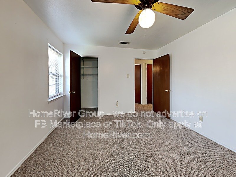 Ranch Style | High Ceilings | See through Fireplace property image