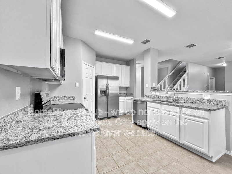 Available Now! 507 Binkley Ct, Mesquite TX 75181 property image