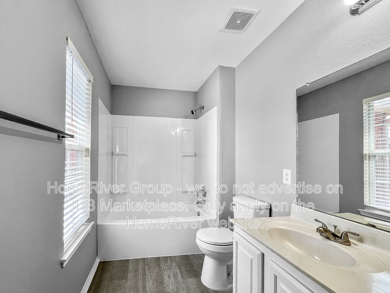 Available Now! 507 Binkley Ct, Mesquite TX 75181 property image