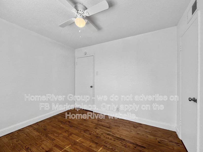 Available Now! 2820 Hillglenn Rd property image