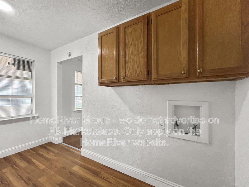 Available Now! 2820 Hillglenn Rd property image