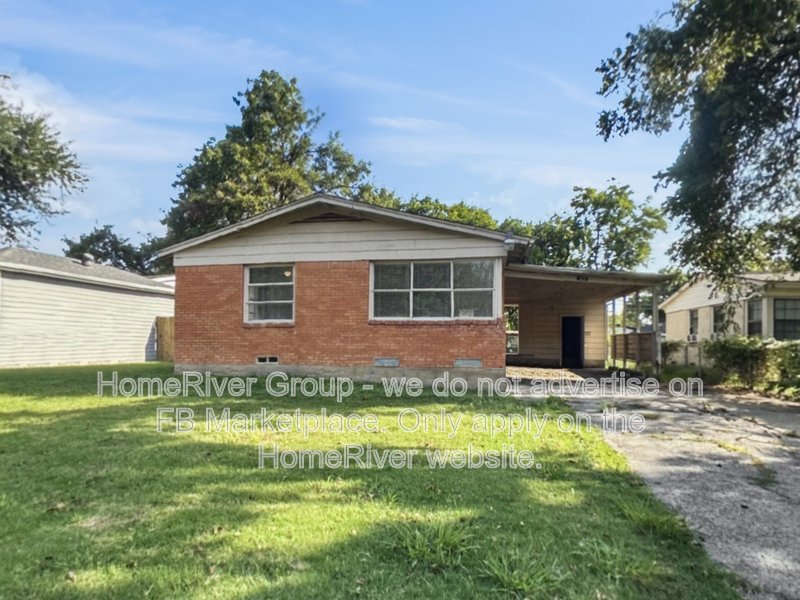 Available Now! 2820 Hillglenn Rd property image