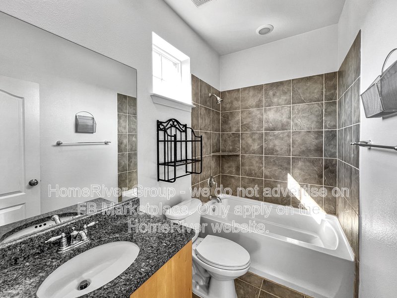 Move-in Ready! Modern 3BR Townhome | Corner Unit | Balcony! property image