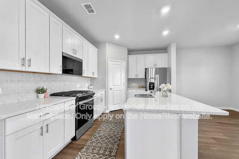 Available Now! 3905 Sandstone Dr, McKinney, TX 75071 property image