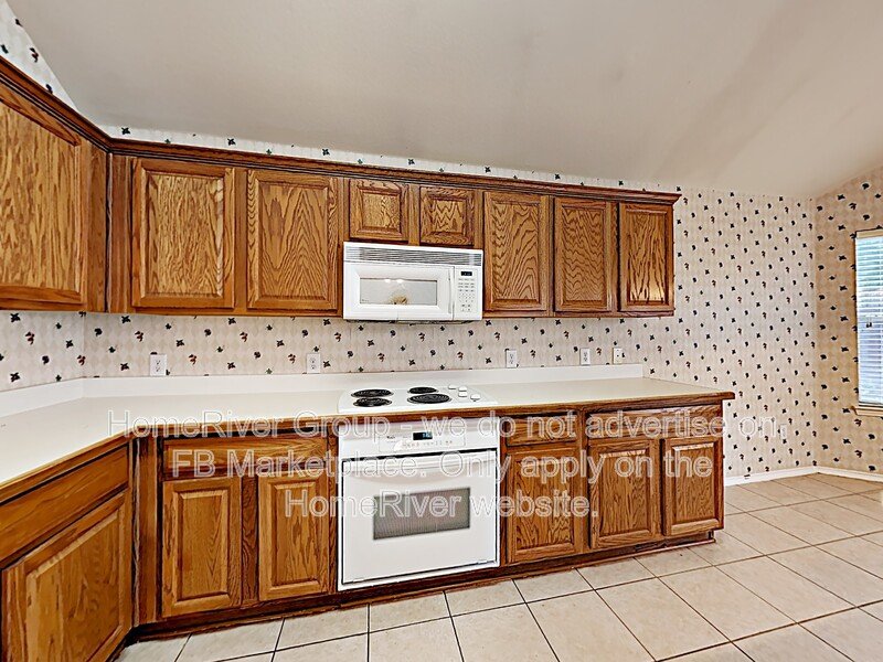 3 BR, 2 BA Home | Community Pool | Fireplace | Classic Kitchen property image