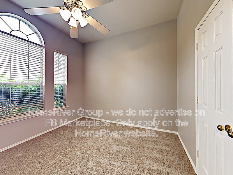 3 BR, 2 BA Home | Community Pool | Fireplace | Classic Kitchen property image