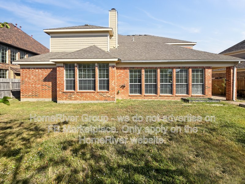 Spacious 4BR with Covered Patio | Fireplace | Refrigerator | Winding S property image