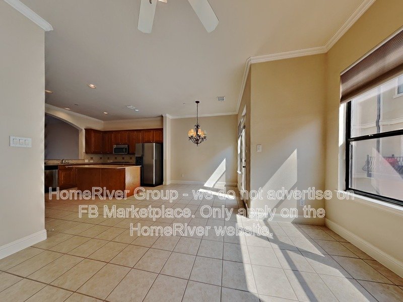 Perfect Executive Townhome at the Shops of Legacy property image