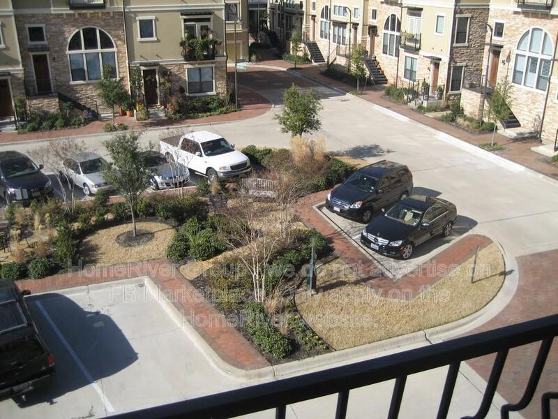 Perfect Executive Townhome at the Shops of Legacy property image