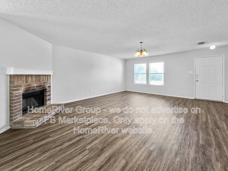 Move-in Ready 3BR Home in Prime Location! property image