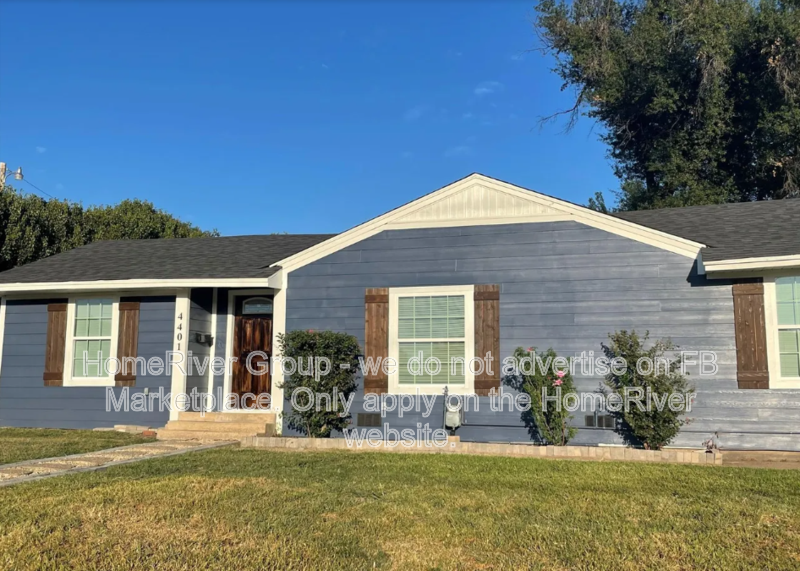 4 Bedroom Home | Fireplace | Back Deck | Modern Kitchen property image