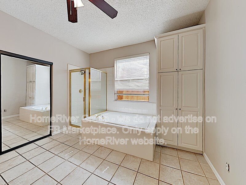 Garage Parking | In-Unit Laundry | 3BR Home | Fridge Included. property image