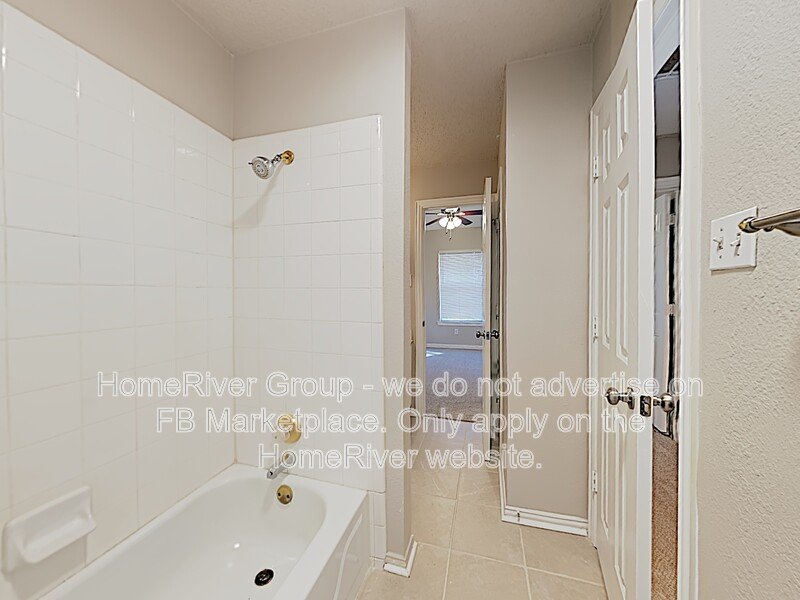 Garage Parking | In-Unit Laundry | 3BR Home | Fridge Included. property image