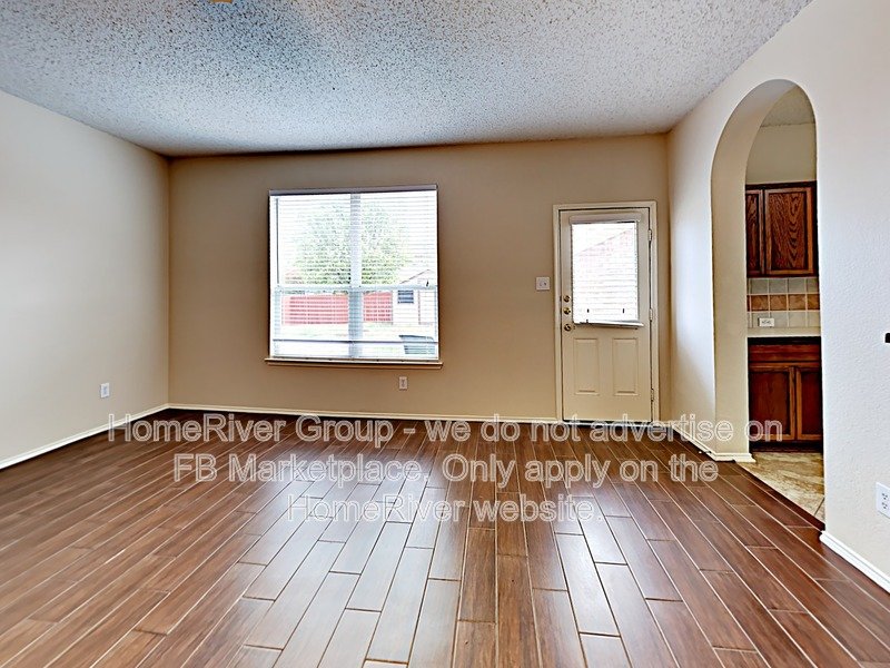 5 BR Home | Fireplace | Chef&amp;amp;amp;amp;amp;amp;amp;#39;s Kitchen | Fenced Yard w/ Shed property image