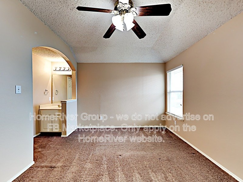 5 BR Home | Fireplace | Chef&amp;amp;amp;amp;amp;amp;amp;#39;s Kitchen | Fenced Yard w/ Shed property image