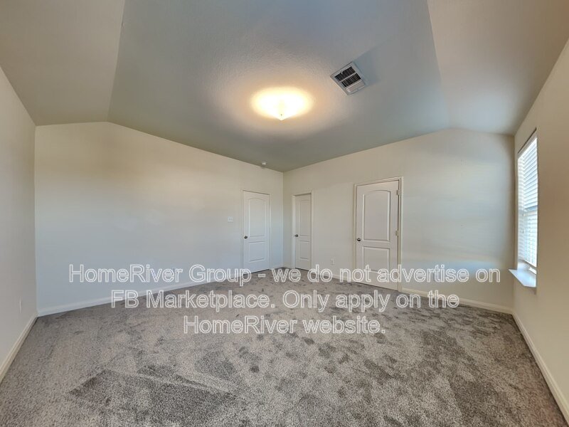 Pet-Friendly 3BR with Fenced Yard | Carpet | Garage. property image