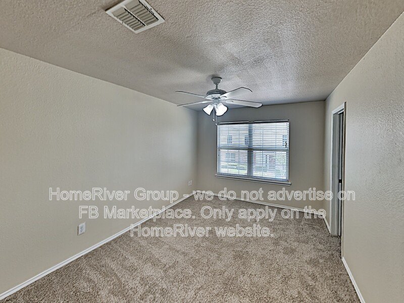 Pet-Friendly 4BR Townhome | Reserved Parking | Open Layout property image