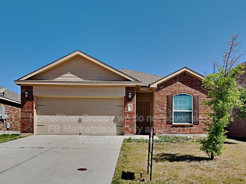 3BR w/ Covered Patio | Large Fenced Yard | FRIDGE. property image