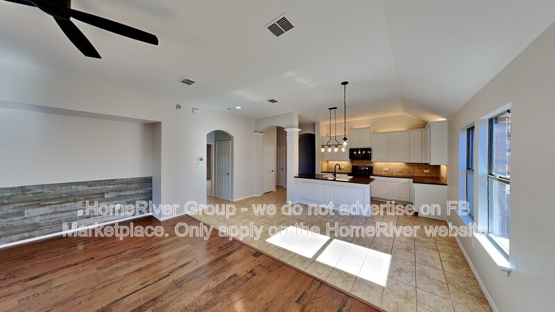 Coming Soon! 15517 Adlong Dr, Roanoke, TX 76262, USA property image