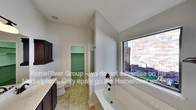 Coming Soon! 15517 Adlong Dr, Roanoke, TX 76262, USA property image