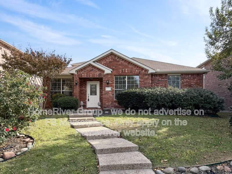 4 BR Home | Gas Fireplace | Fenced Yard | Community Pool | property image