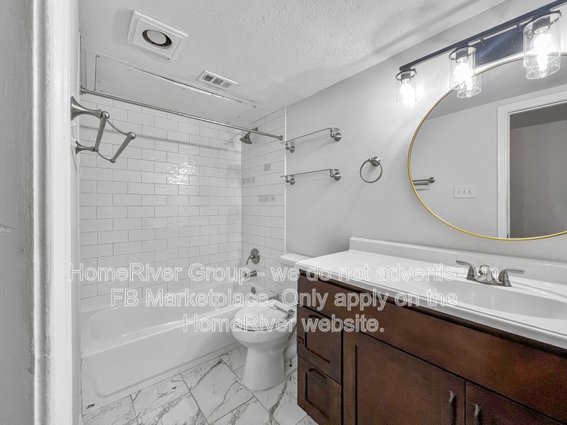 2 BR Apt | Pool | Refrigerator | Water and Trash Included property image