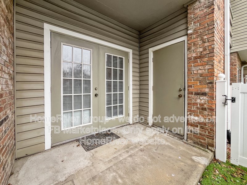 2 BR Apt | Pool | Refrigerator | Water and Trash Included property image