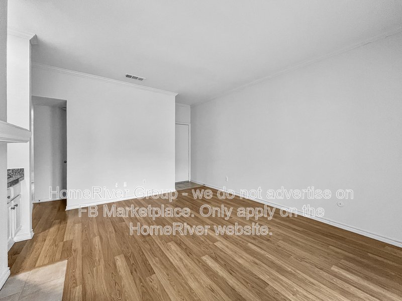 2 BR Apt | Pool | Refrigerator | Water and Trash Included property image