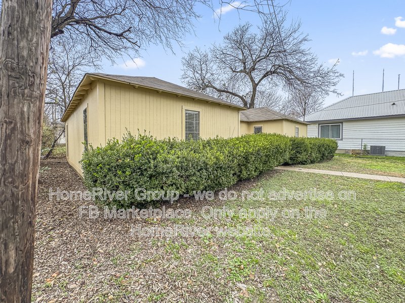 Available Now! 308 Cedar St property image