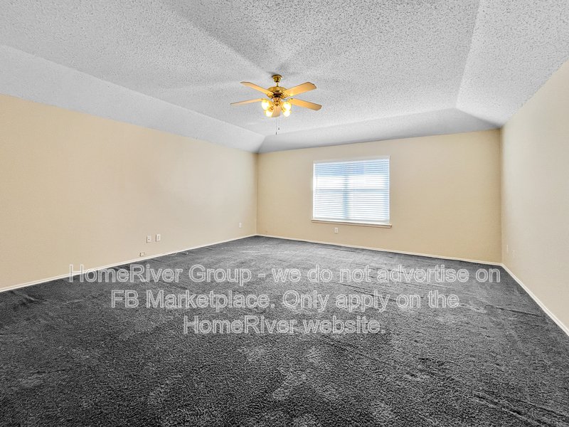 Move-in Ready! Schedule a showing today! property image