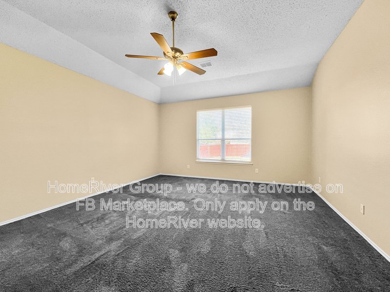 Move-in Ready! Schedule a showing today! property image