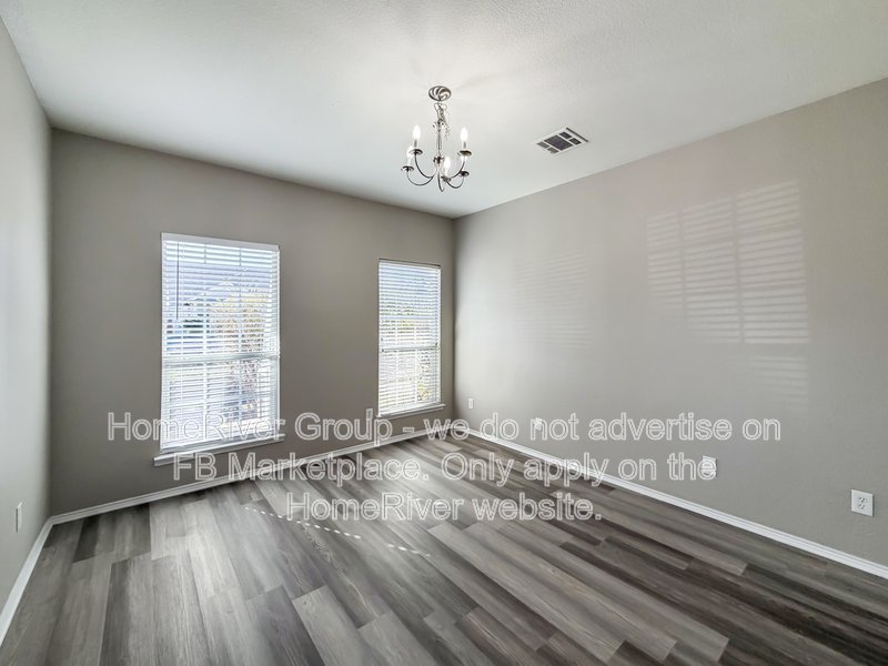 Available Now! 9736 Old Field Dr, Mckinney, TX 75072 property image