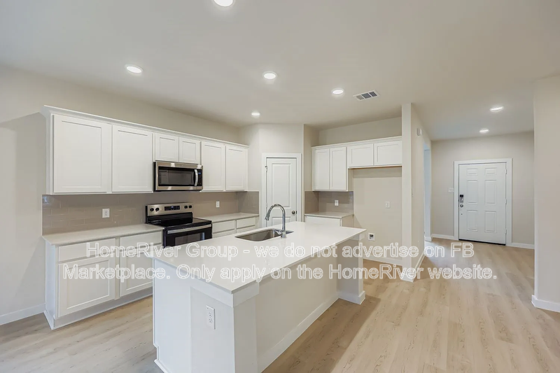 Pet Friendly! 1020 PARK OAK LANE, Crowley TX 76036 property image