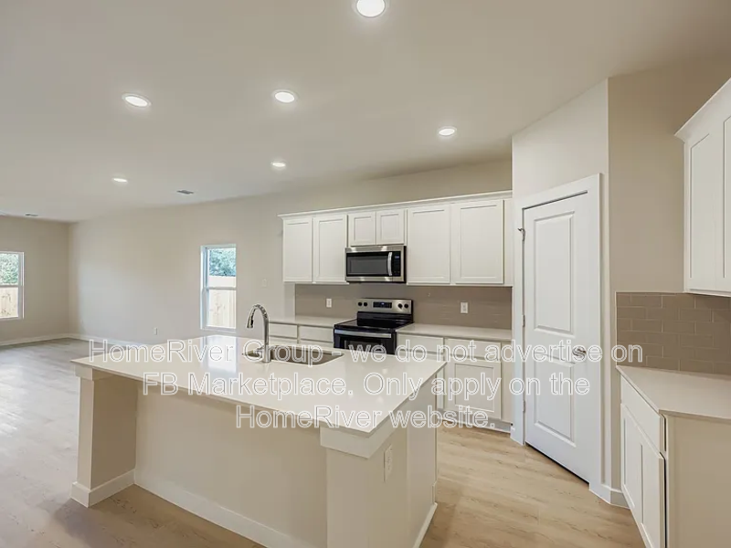 Pet Friendly! 1020 PARK OAK LANE, Crowley TX 76036 property image